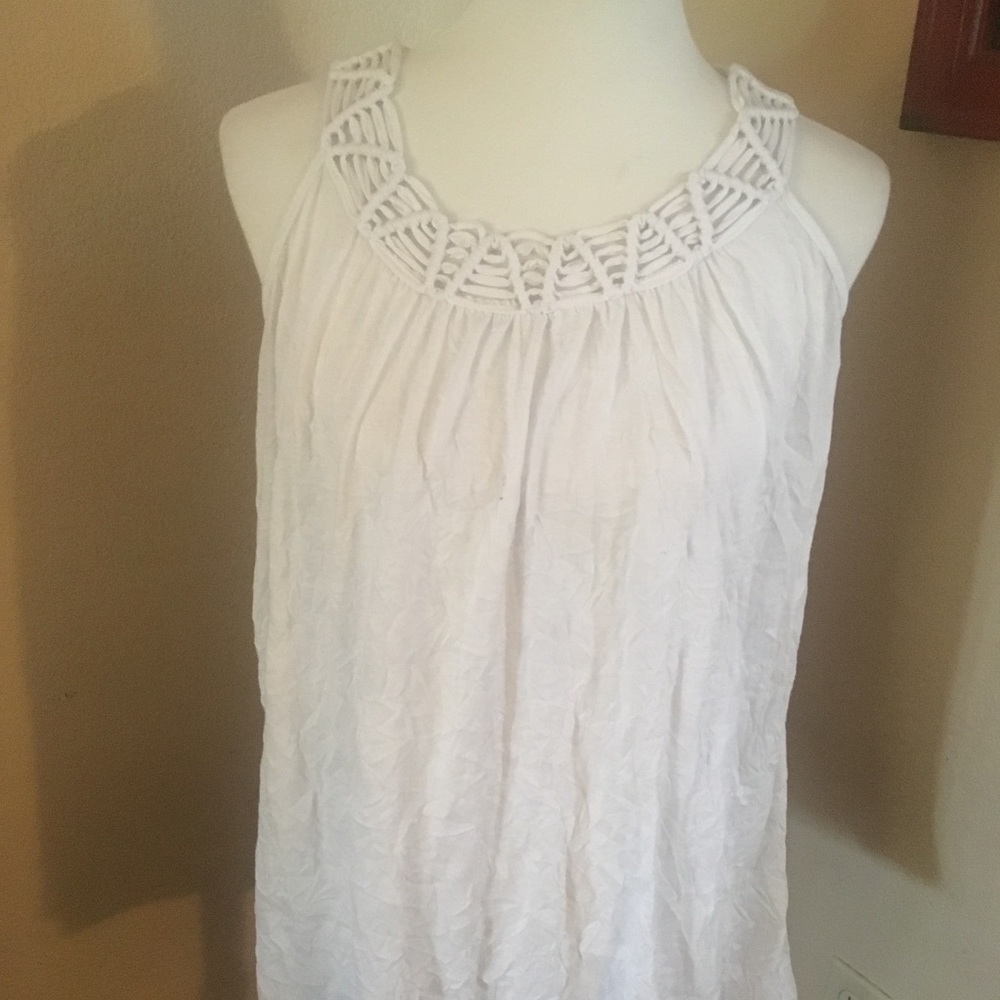 Beautiful white flowy top